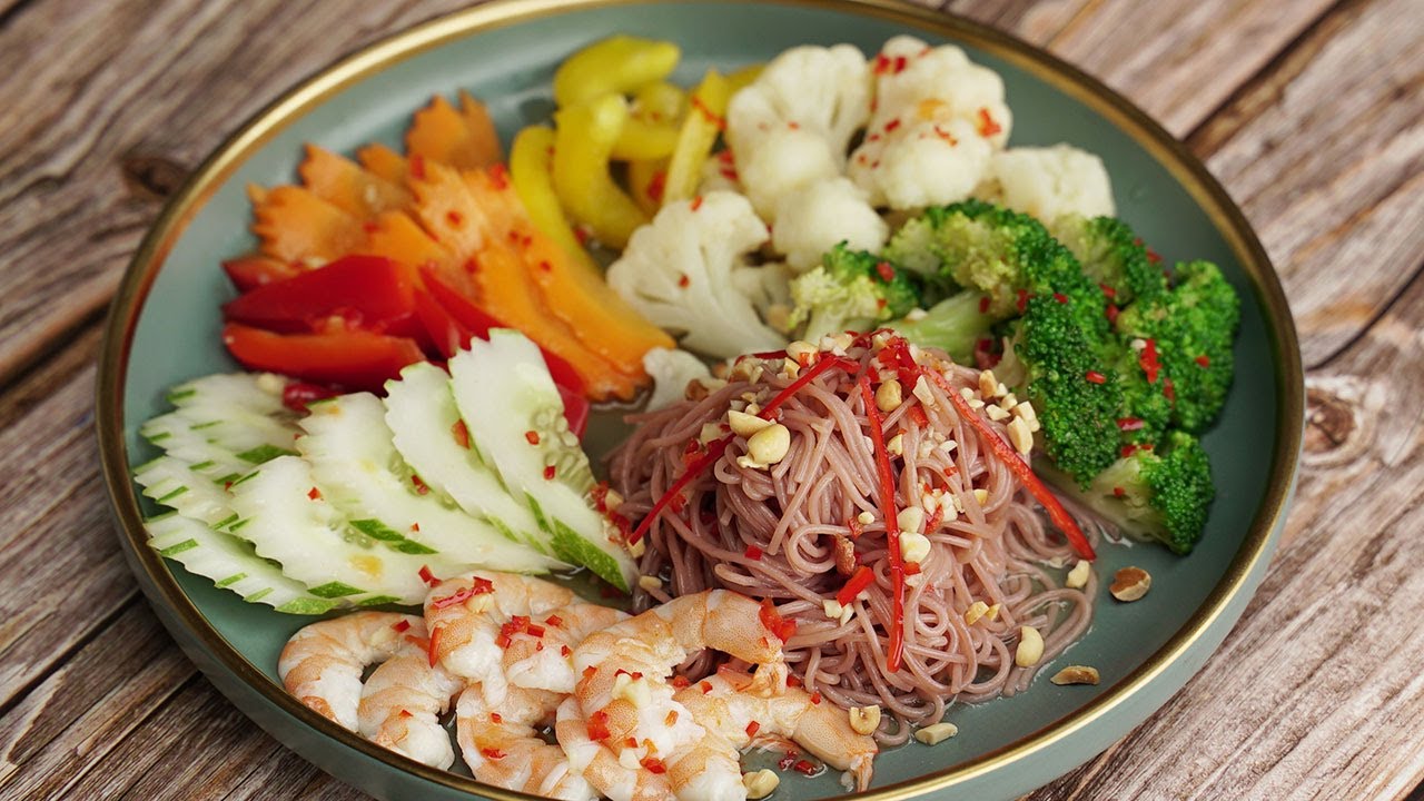 Bún gạo lứt hải sản xào thơm mềm, hấp dẫn với tôm, mực dai ngon Bún gạo lứt hải sản xào thơm mềm, hấp dẫn với tôm, mực dai ngon